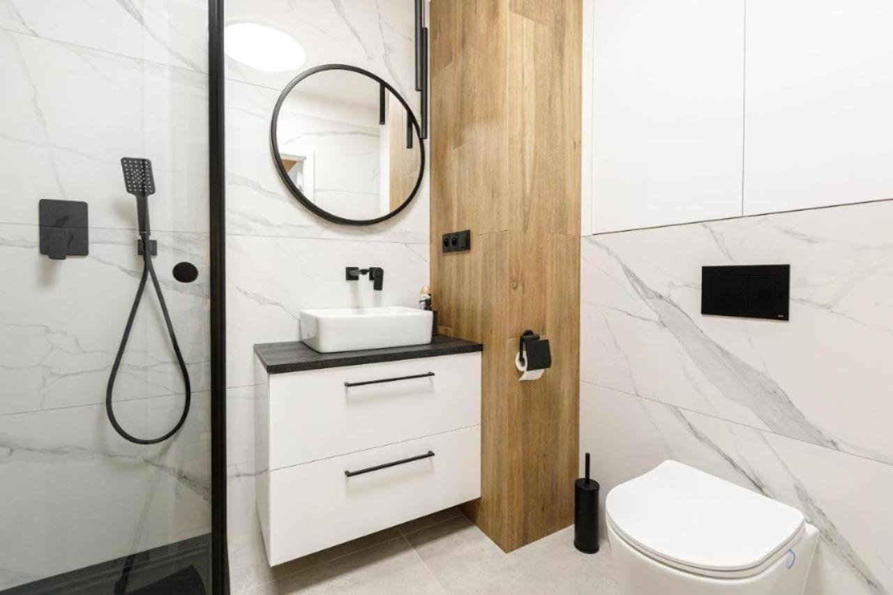 Urban Chic - Studio Apartment - Odra View&Witolda Вроцлав Екстер'єр фото